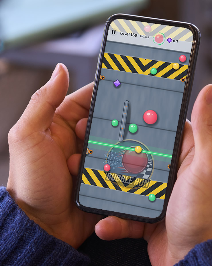 Bubble run game on mobile phone